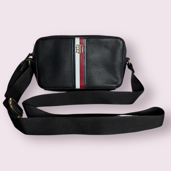 Tommy Hilfiger Handbags - Vintage Tommy Hilfiger Navy Blue Faux Leather Crossbody Purse
